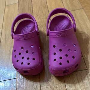 Pink crocs